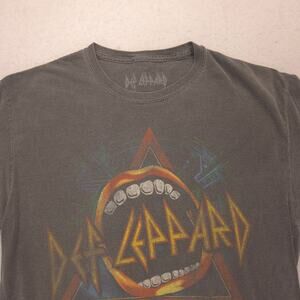 Def Leppard Band Graphic Crew Neck T Shirt Adult Mens Size Medium M Gray